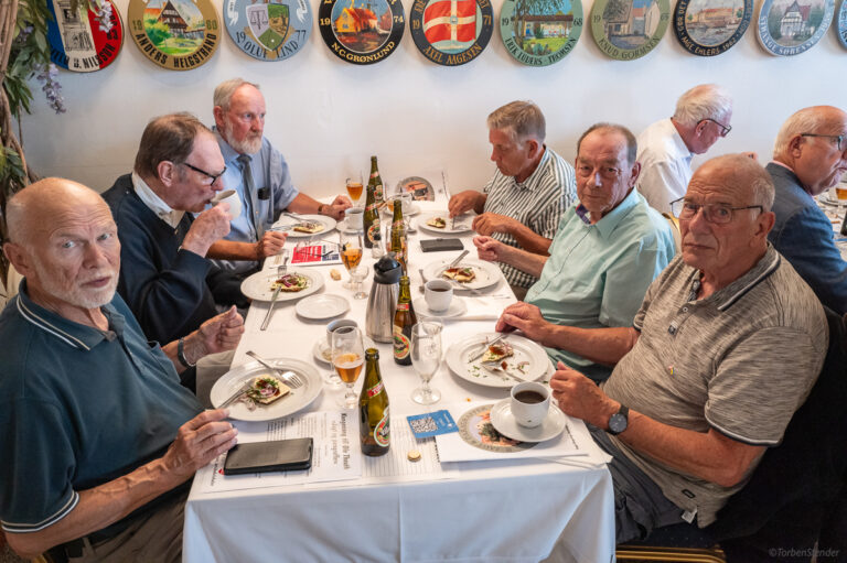Herre frokost 17