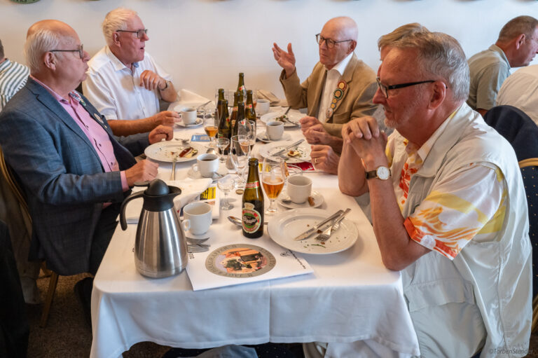 Herre frokost 18